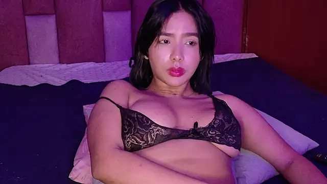 Hilary_Browwn webcam