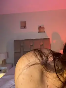 Pushaina__1 webcam