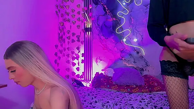 Roxy_alexa Live Web Cam Show