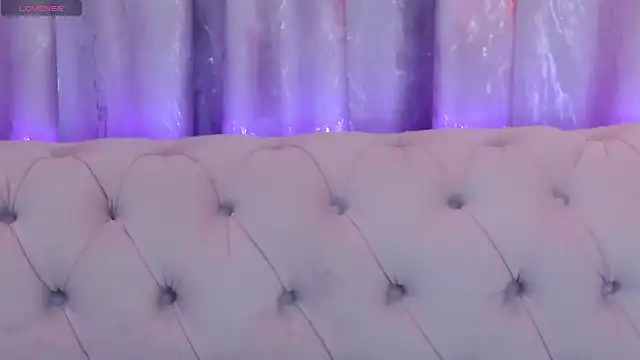NataliePierce webcam