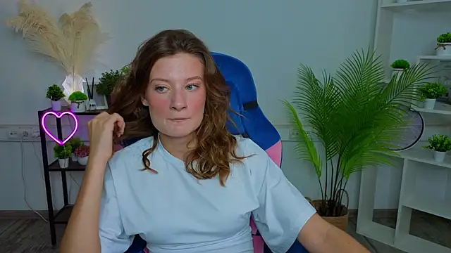 EliseWeeks webcam