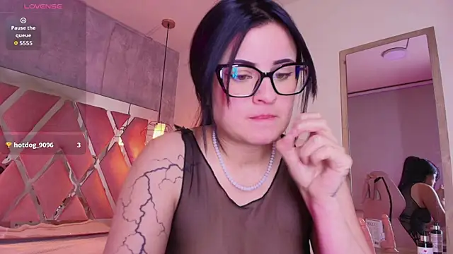 Aria_Mooon_ webcam