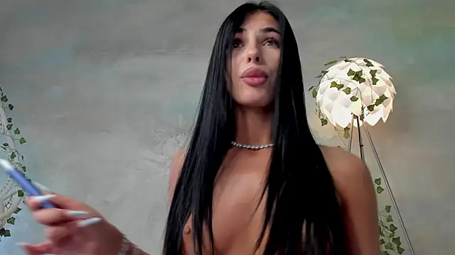 Moon_Shard live cam on StripChat
