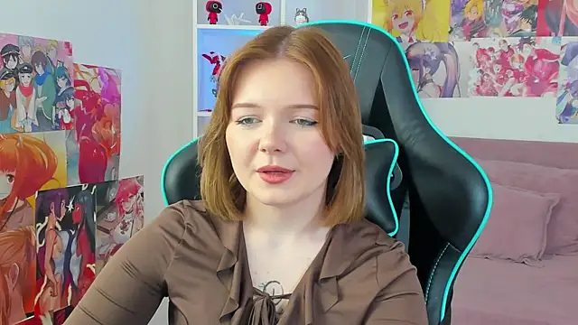 ElinaVale webcam