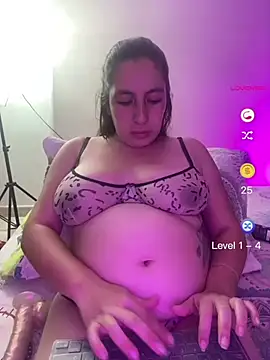 LatinPregnantRosie webcam