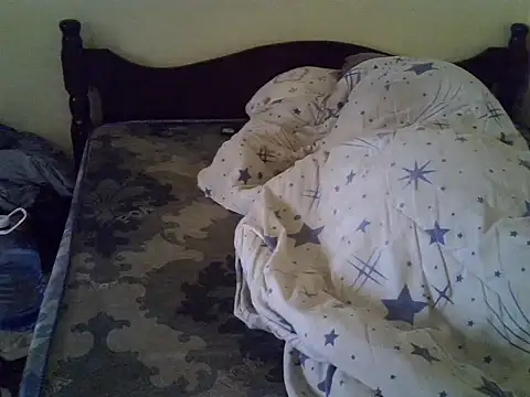 poojr2 webcam