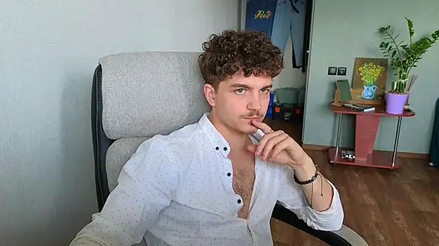 Remy_Miles webcam