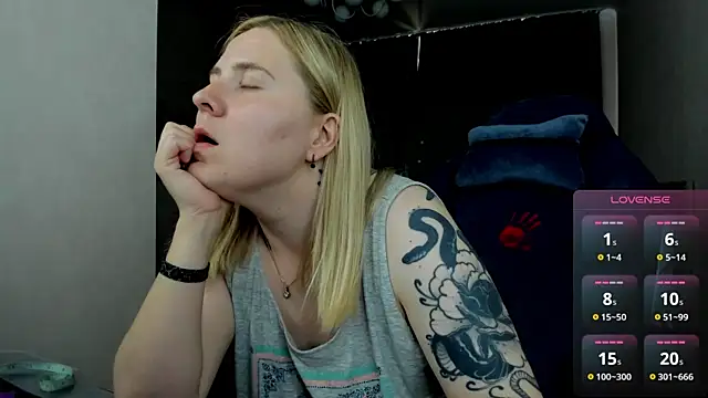 Olivia_Munk webcam
