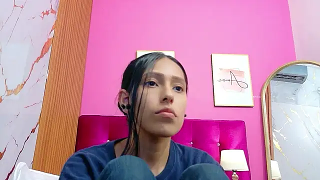 yourcuteneighbourr