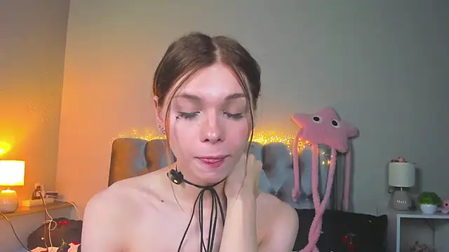 Blondy_Fina live sex cam