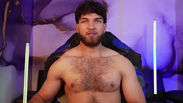 Oliver_Dallas1 live cam on StripChat