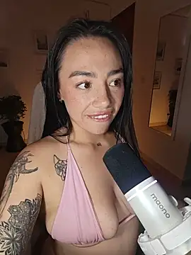 helena_smith webcam
