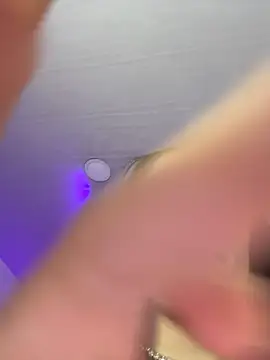 babyy_nicols_m webcam