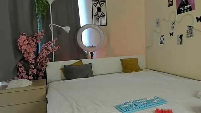 MidnightPoise webcam