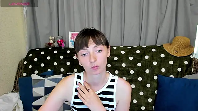 TayanaJons webcam