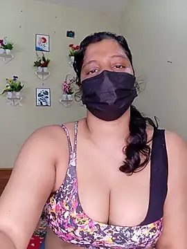 Rose-luckey webcam