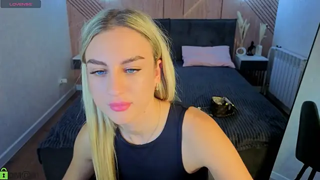 Silen_Tori webcam