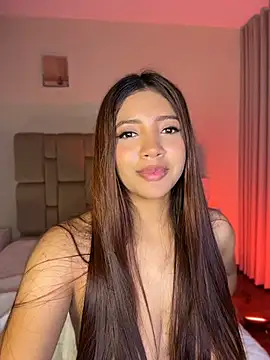 Pushaina__1 webcam