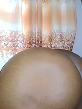 cum_queen254 webcam