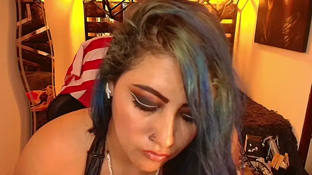 scarleth_blue webcam