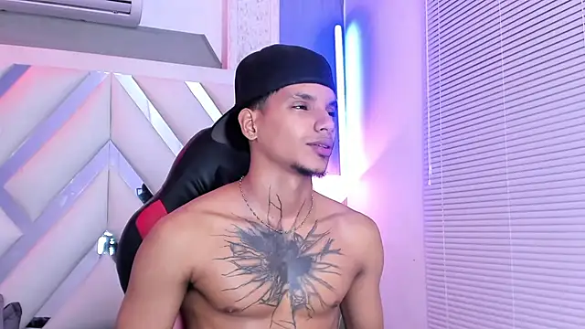 kai_storm77 (M twink) - NAKED