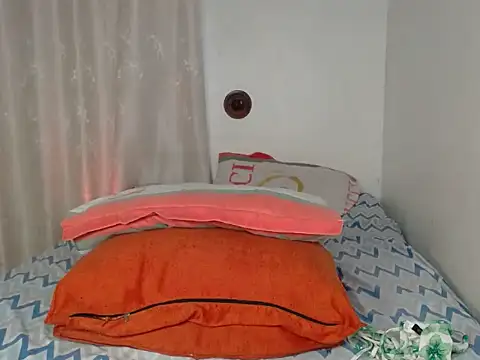 ZoeTracy webcam