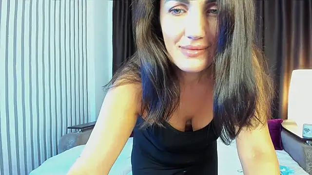 TessaPosh webcam