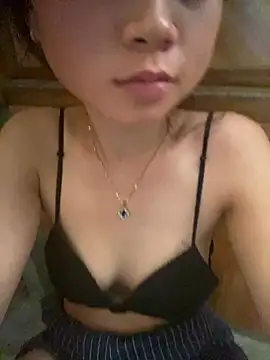 Emmi_cute9x webcam