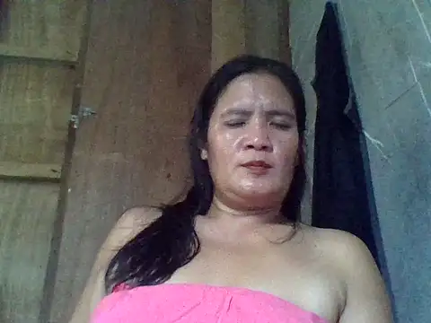 PinayZaira webcam
