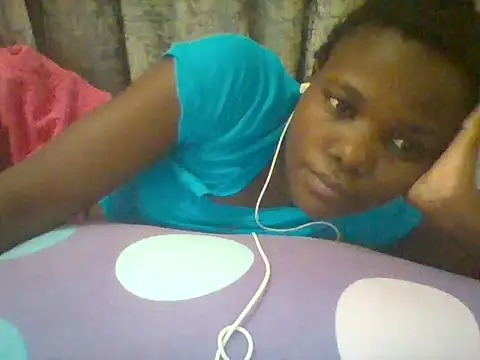 tina_2030 webcam