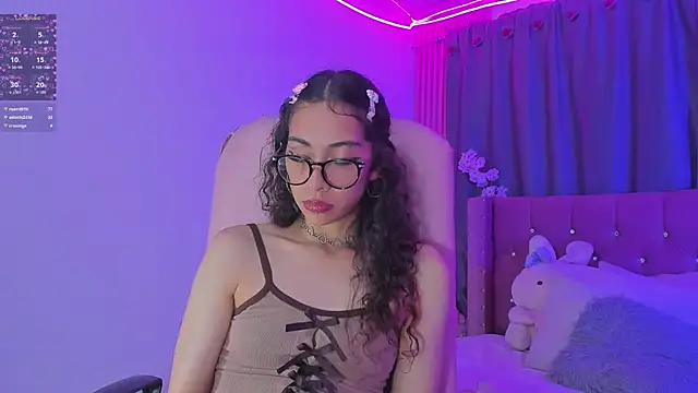 Sarah_Moon1 webcam