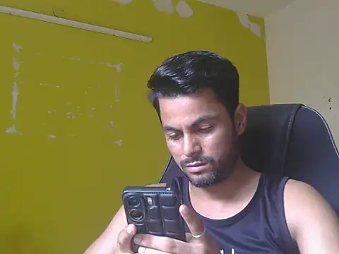 Stubborndesiboy webcam