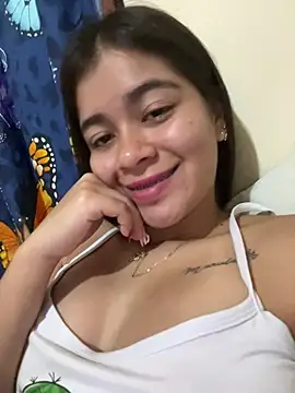 Kloe_1223 webcam