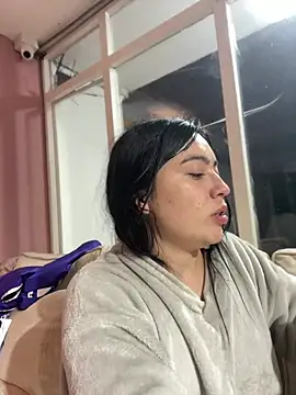 IvyRoose_Pink webcam