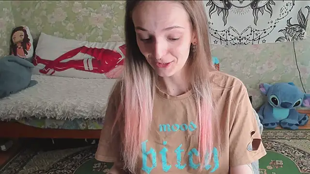 Cutie_Adelia live cam on StripChat