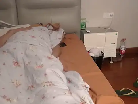zhang1118 live sex cam