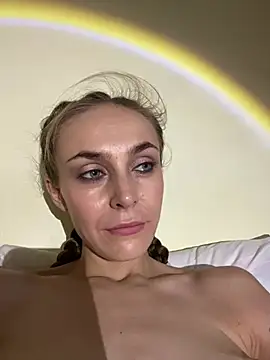 White_angel_lu webcam