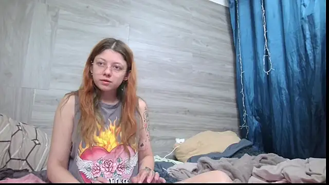 Lina_Kitty webcam