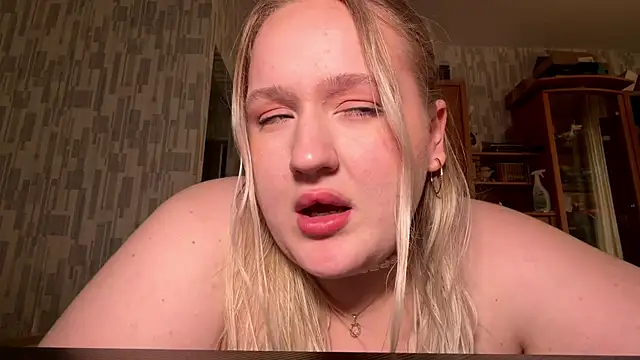 Lina_Hottie webcam