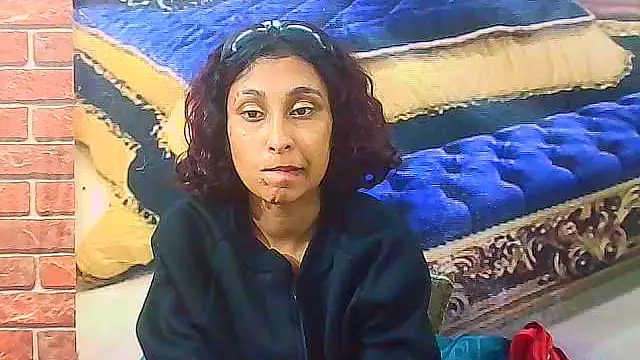 IndianSexyButt webcam
