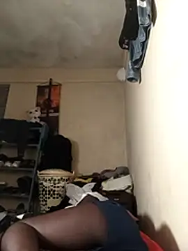 Emmashir1 webcam