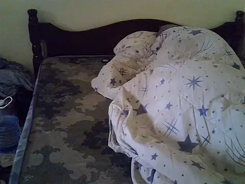poojr2 webcam