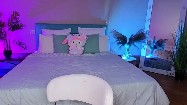 LadyyNoir webcam