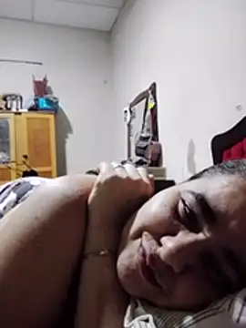 golositadeamor - Golositadeamor's free webcam - UK Sex Cams