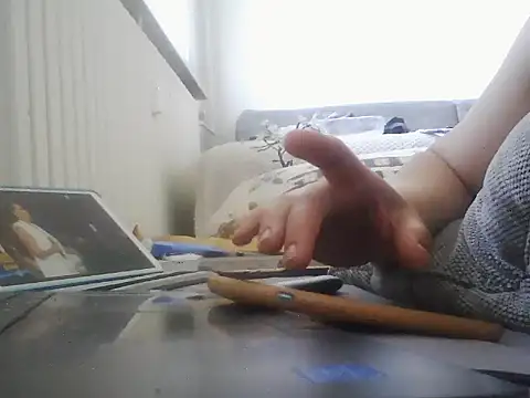 lickthehottie - Lickthehottie's free webcam - UK Sex Cams
