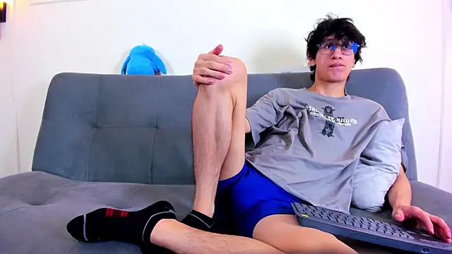 Cum_hunters Live Web Cam Show