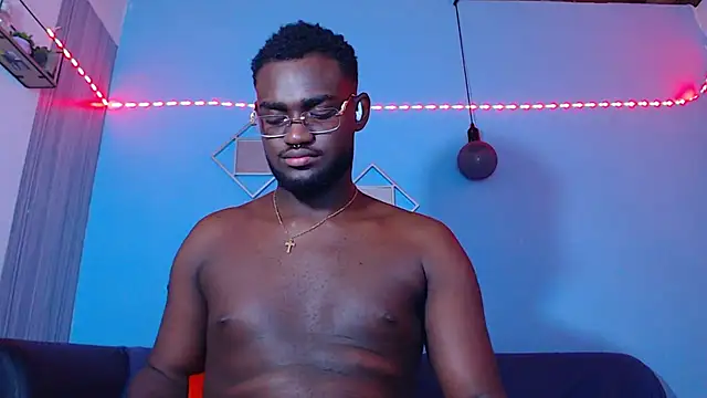 eebony_stallion - Eebony_stallion's free webcam - UK Sex Cams