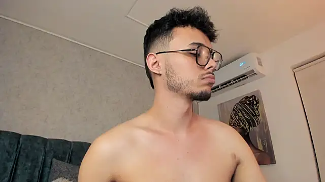 Alhan_Twink webcam