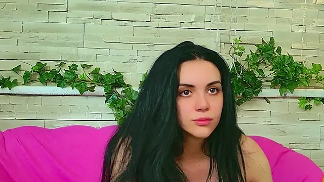IngridMyst webcam