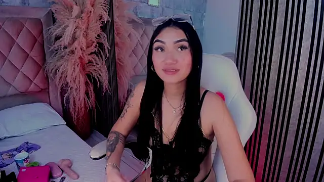 KendallMeyers_ webcam